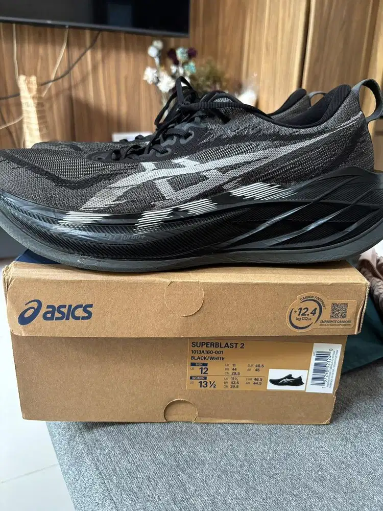 Jual ASICS Superblast 2 (Black/White)
