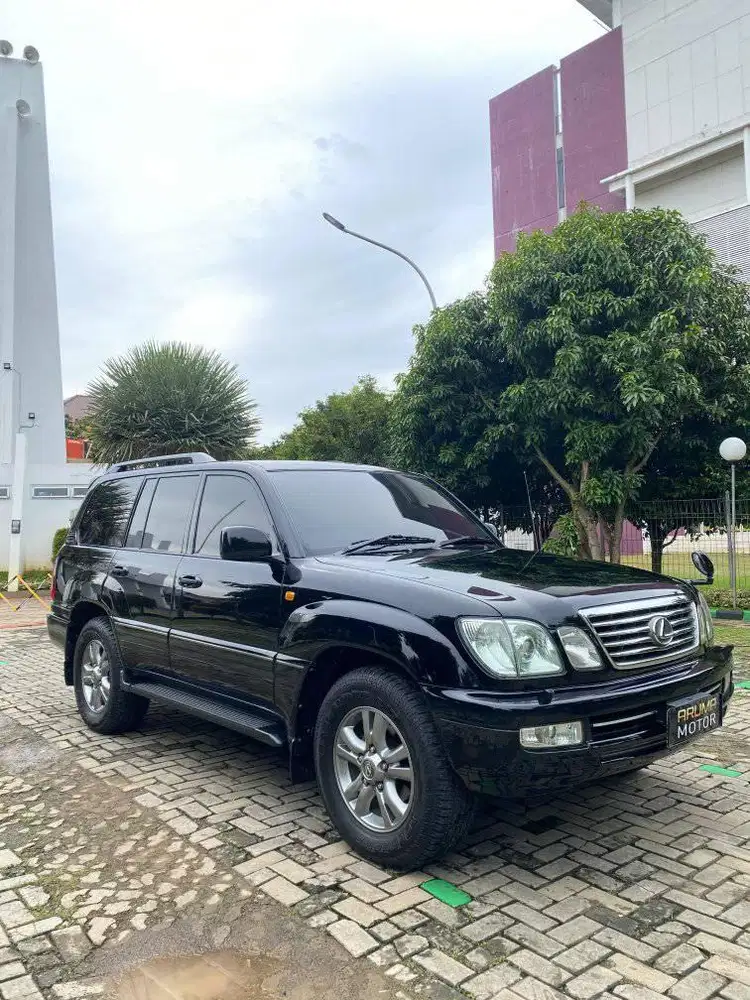 Land Cruiser Cygnus 2006