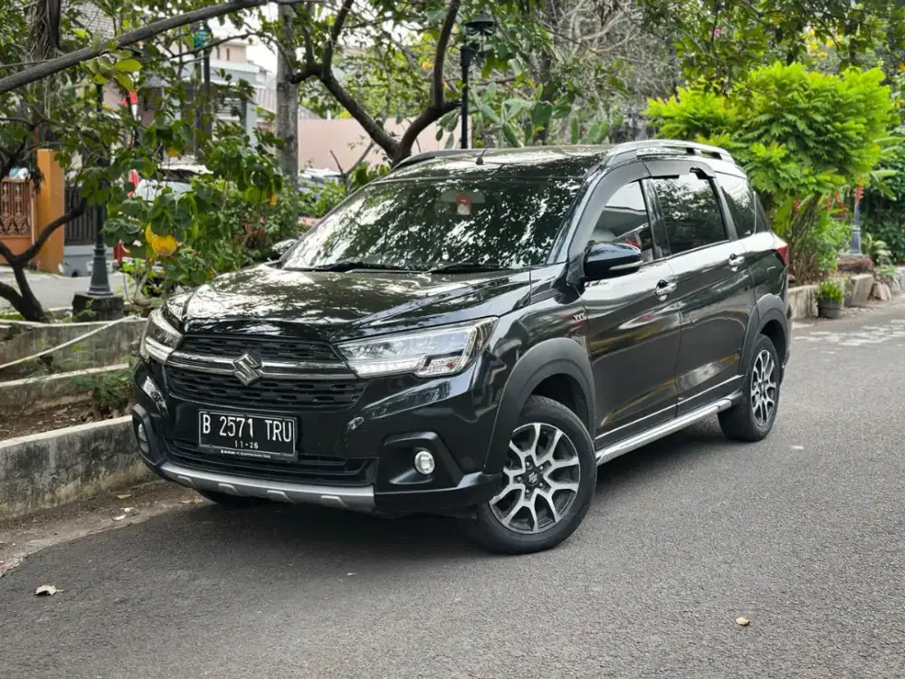 SUZUKI XL7 BETA 1.5 MT 2021 HITAM