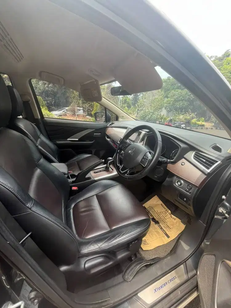 Xpander Cross Premium Package