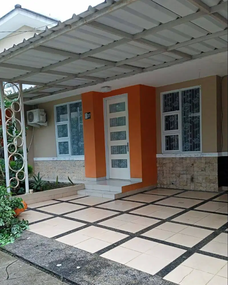 Disewakan Rumah Full Furnished di Cluster Bogor Selatan – View Gunung