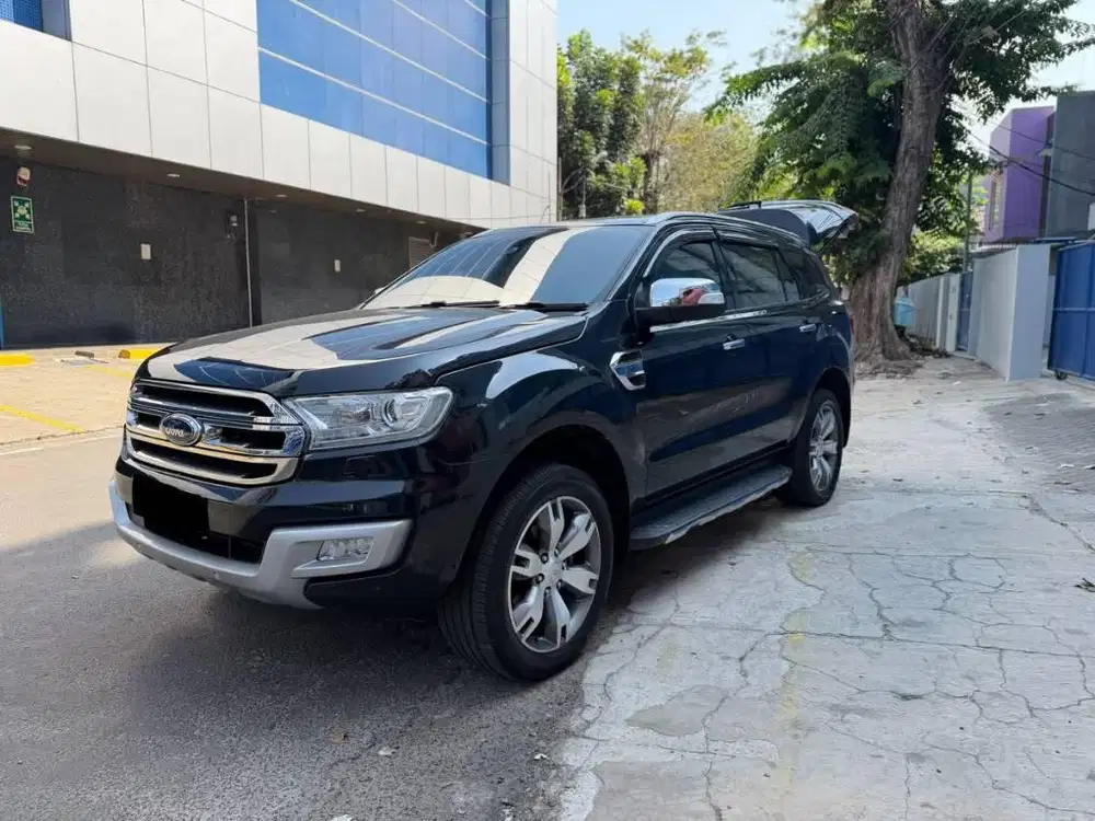 Ford Everest Titanium 2015 Black On Beige