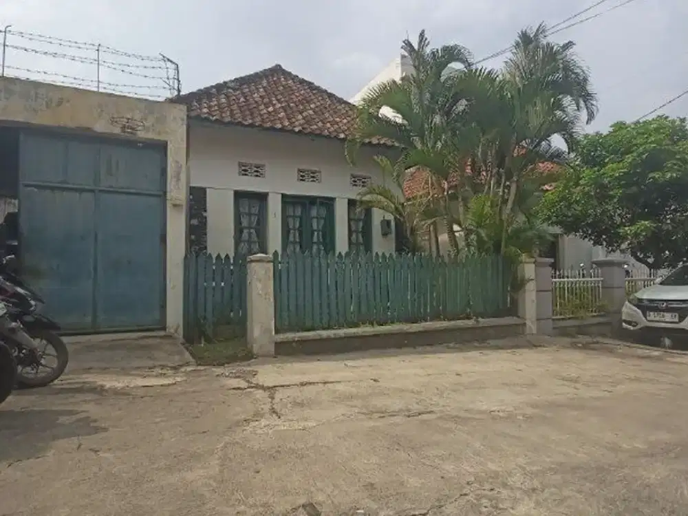 RUMAH SIAP HUNI COCOK UNTUK KANTOR, BIMBEL, RESTO, CAFFE, DI RIAU