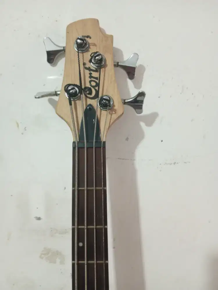 Gitar bass Cort original