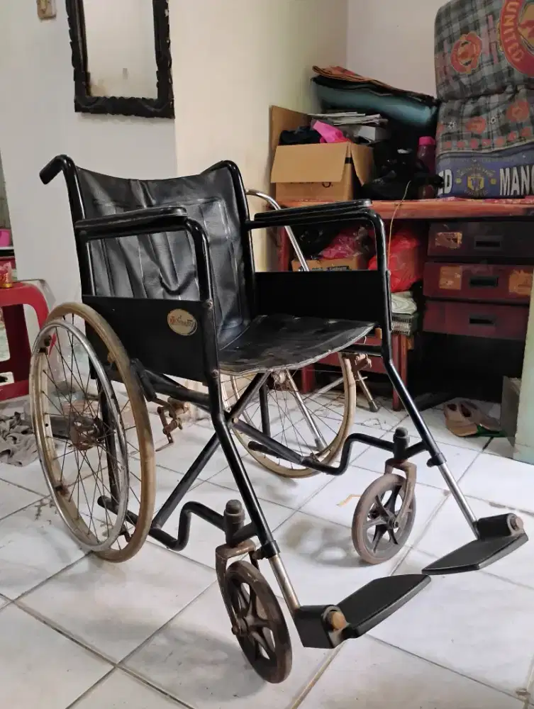 Kursi Roda Shima Tipe Innova Standar 8004 (Bekas)