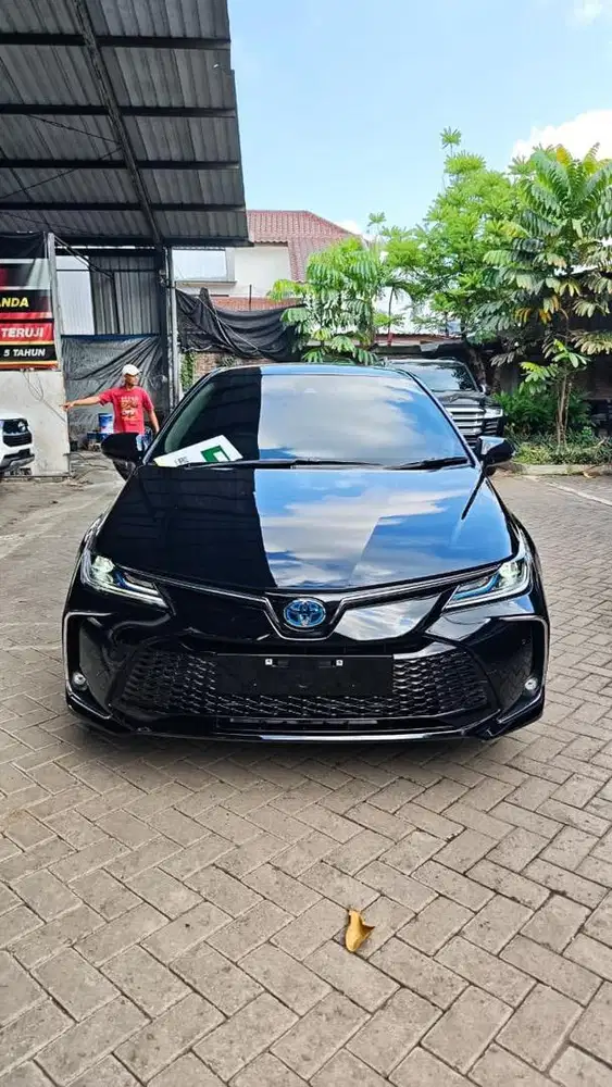 Corolla altis nik 2026 like new hybrid