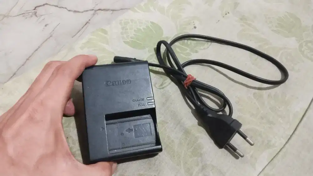Charger kamera canon murah original LC-E17E