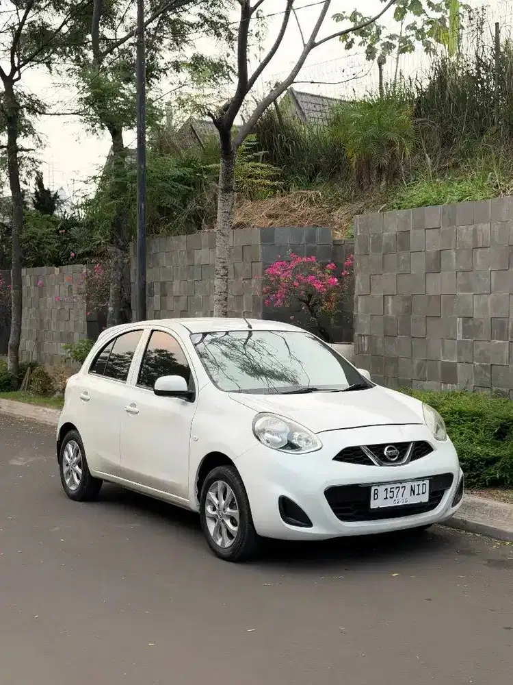 JUAL: NISSAN MARCH 1.2 L A/T 2016