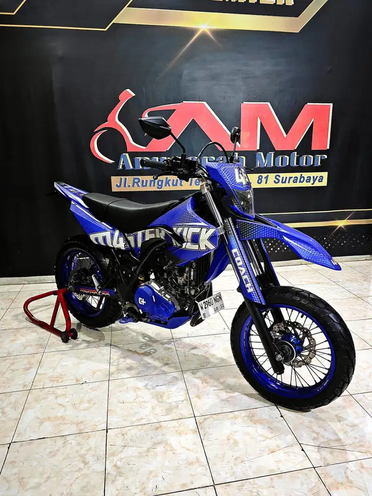 Yamaha WR 155cc super moto blue glossy th 2021. Anugerah motor rungkut