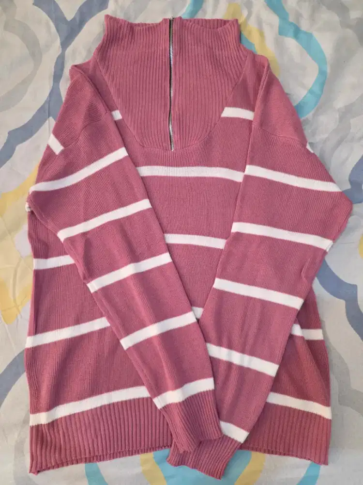 Jual baju bekas bermerk.