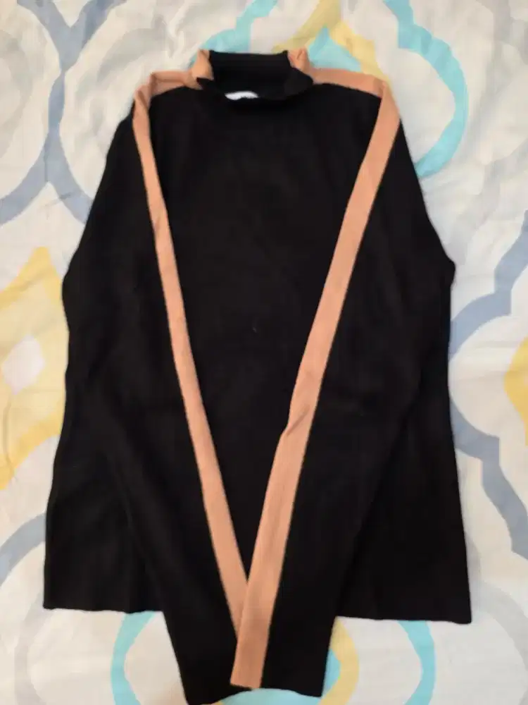 Jual baju bekas bermerk.