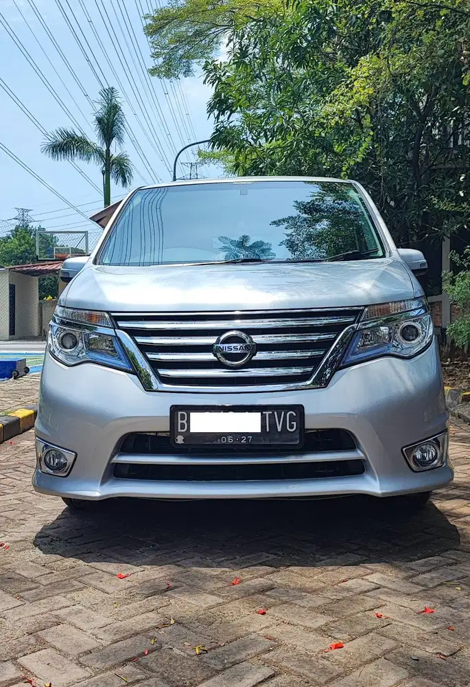 Nissan serena HWS good condition