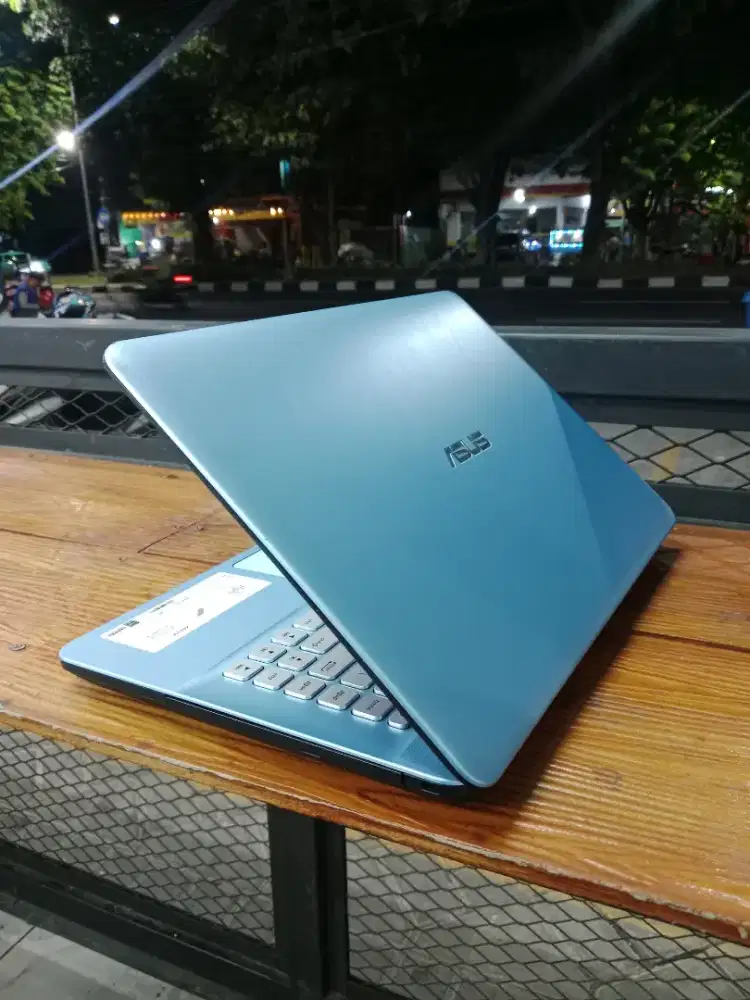 Dijual Laptop Mulus Normal Semua Siap Pakai Windows 10