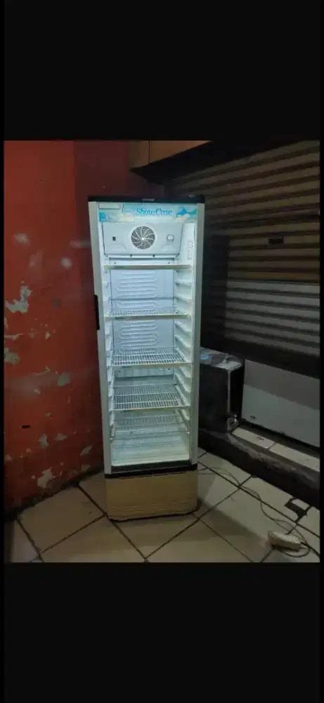 Jual bu kulkas pendingin minuman ukuran tinggi merk POLYTRON
