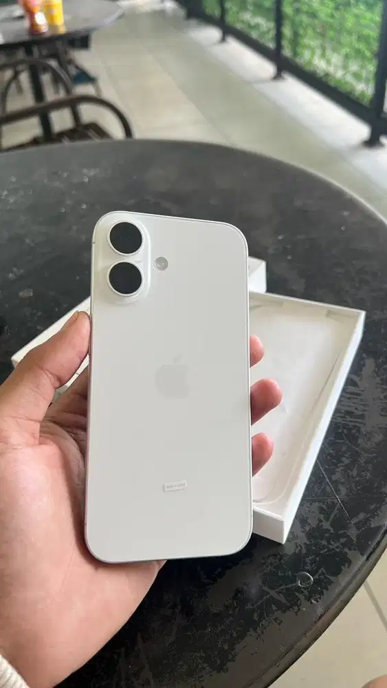 iPhone 16 128gb Blibli