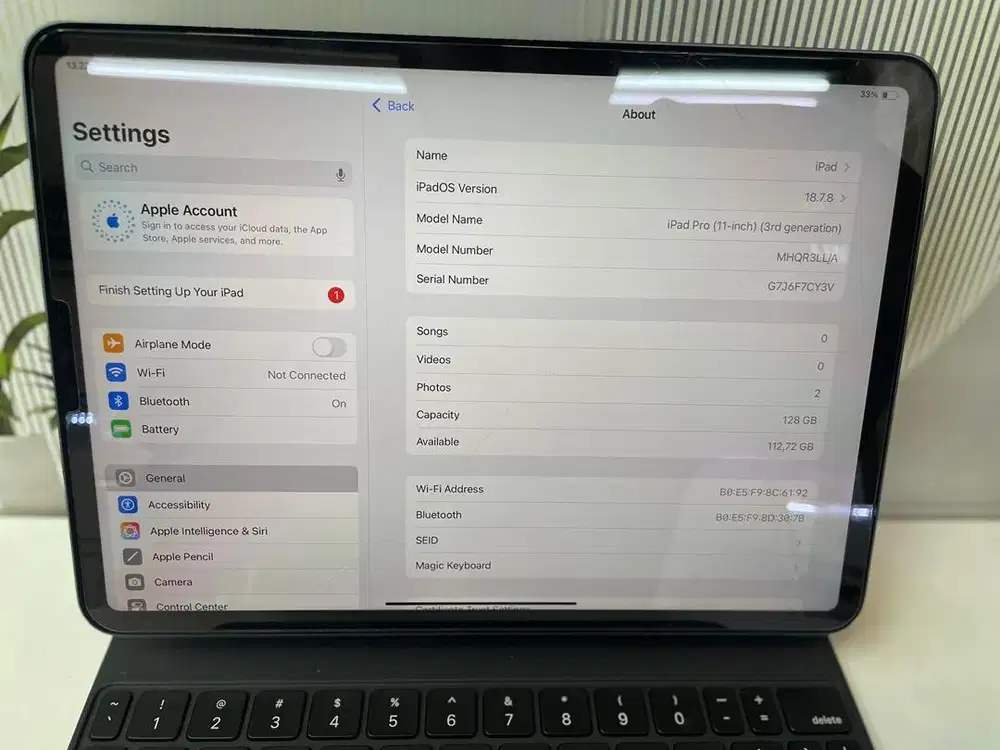 Ipad Pro 11 inch Gen 3 M1 128GB Wifi + Apple Magic Keyboard