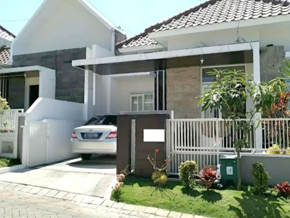 Rumah 2 Kamar Cluster Fasilitas Kolam Renang Daerah Dieng Malang