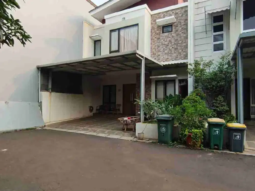 dijual rumah dalam komplek di cilangkap jakarta timur