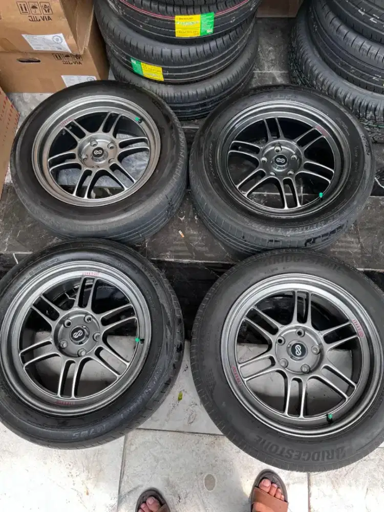 Enkei rpf1 ring 17x7,5 pcd 5x114,3 ET 40 ban 215/55 R17