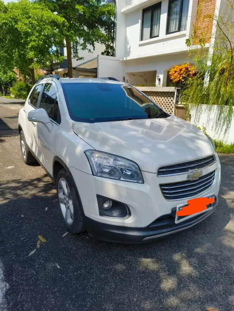Chevrolet trax 2016 putih