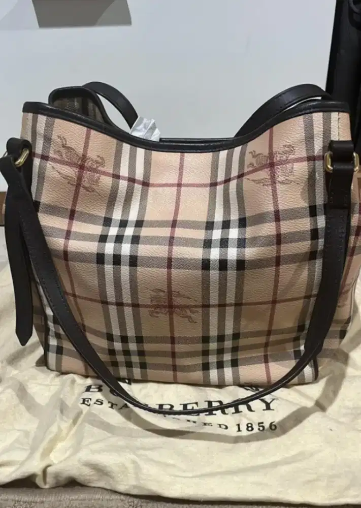 Tas Burberry second