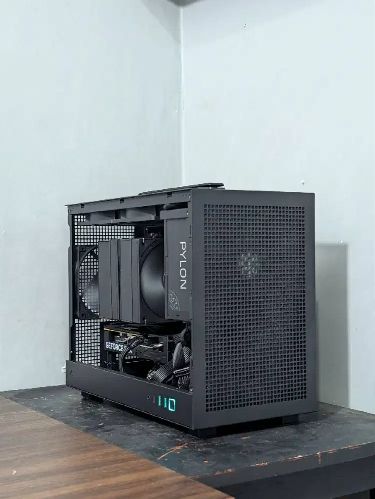 PC Mini Ryzen 7 5700X + RTX 5060