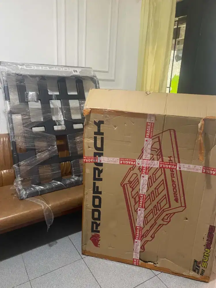 Roofrack rhino sr masih baru seminggu