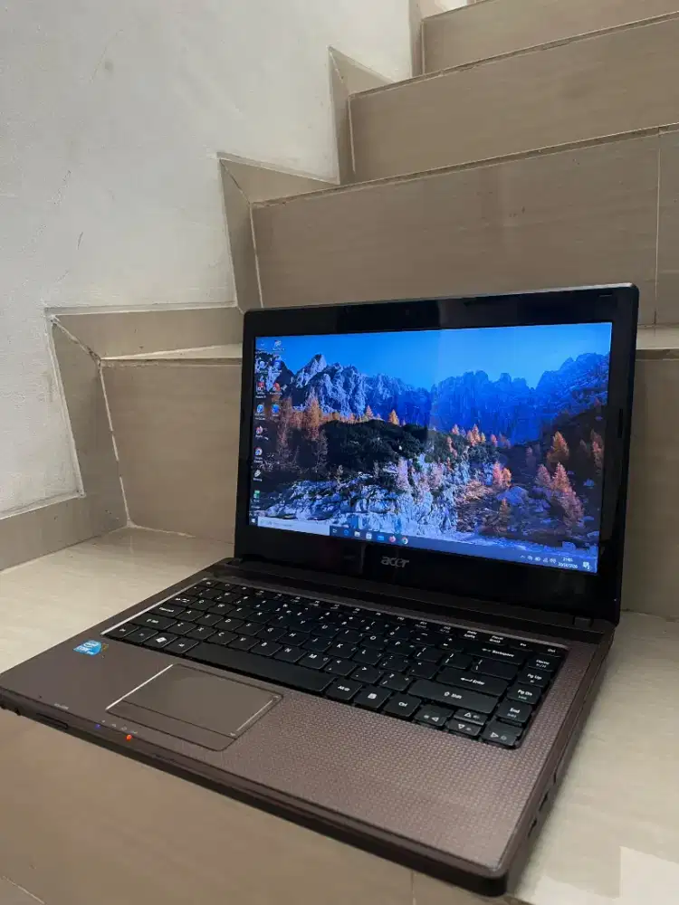 Laptop Acer Core i3 Ram 8GB SSD 128GB - Siap Pakai