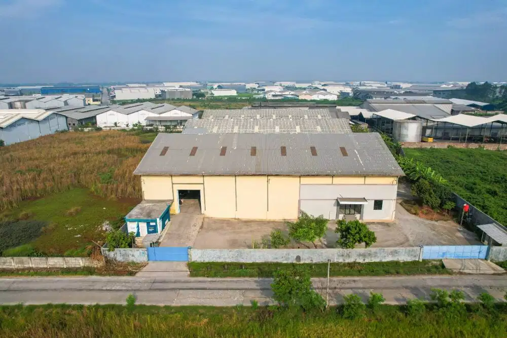 Dijual Pabrik Aktif Produksi LT 9.059 m², 4 Gudang, Kawasan Industri