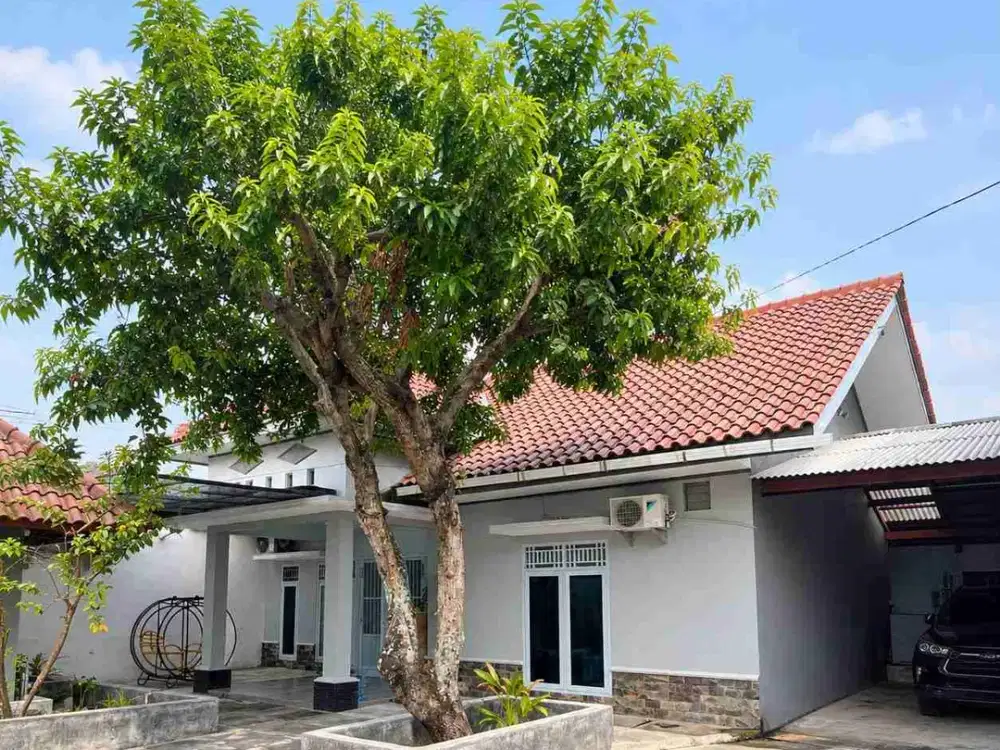 DIJUAL – Rumah SHM LT 1.016 m², LB 1.621 m², Potensial Gudang di Pekalongan