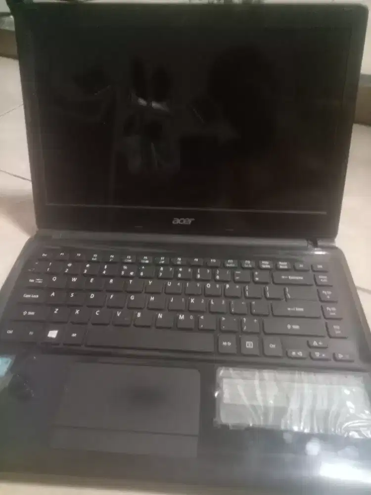 Jual Laptop kondisi bekas - Cocok untk Multimedia