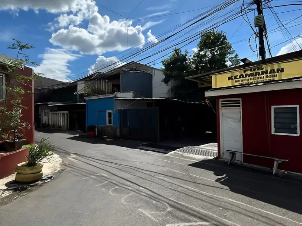 TANAH DIJUAL BONUS BANGUNAN DI RADIO DALAM COCOK UNTUK HUNIAN BARU ATAU USAHA