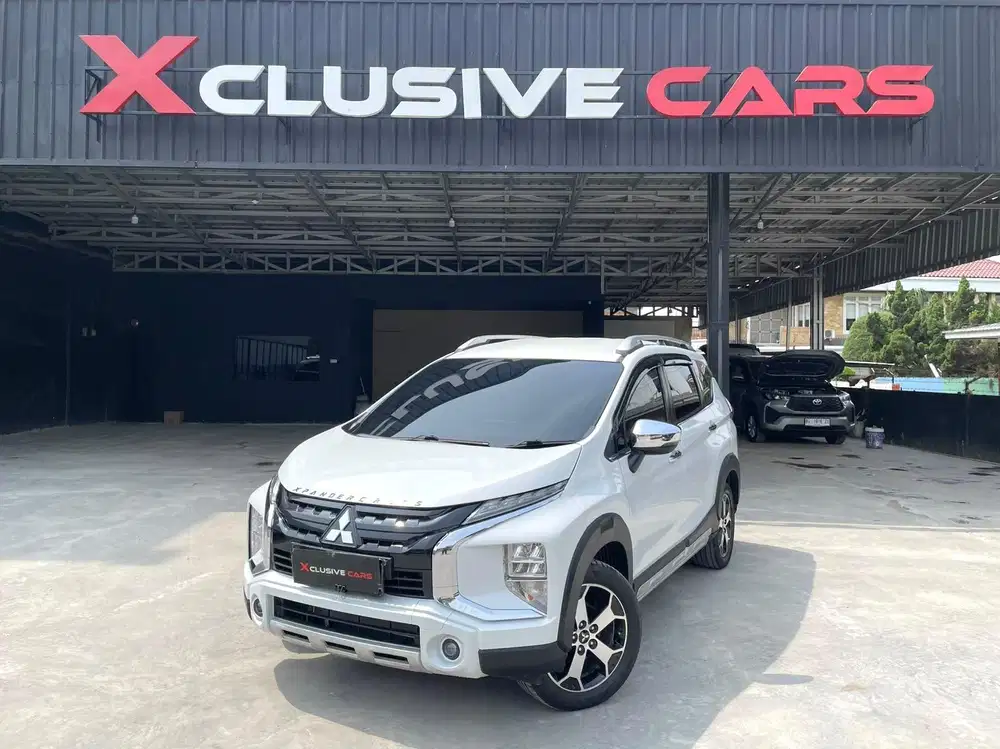 ( DP 20jt ) Mitsubishi Xpander Cross 1.5 2022 Automatic, Vipcars