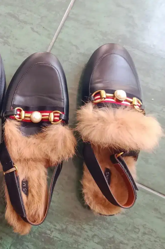 Sepatu Gucci preloved