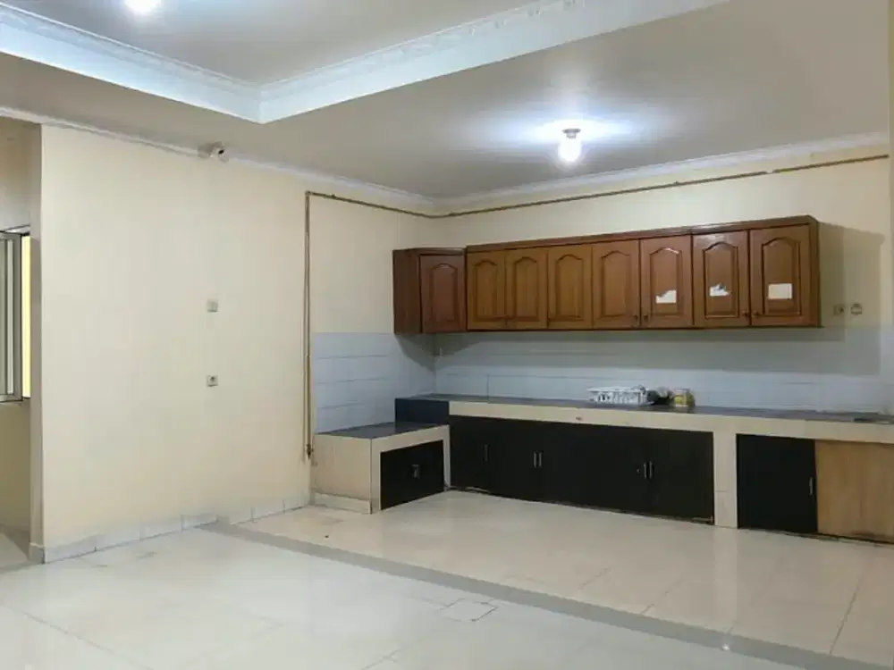 Disewakan Rumah Taman Modern Jakarta Timur