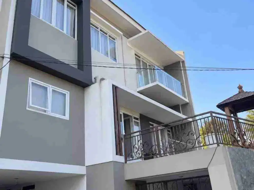 rumah bagus siap huni 2024 dalam cluster Gegerkalong Setiabudi kota Bandung