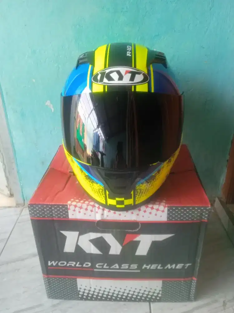 Jual Helm KYT FullFace