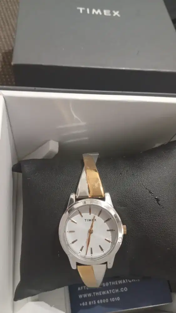 Jam tangan Timex wanita