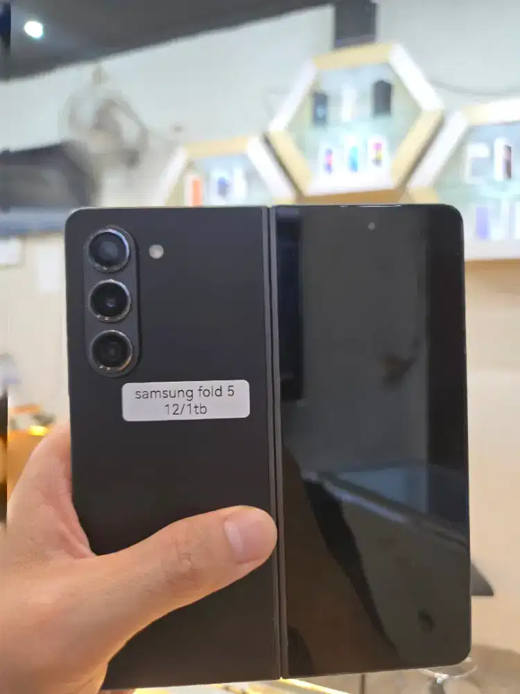 Samsung fold 5 1tb