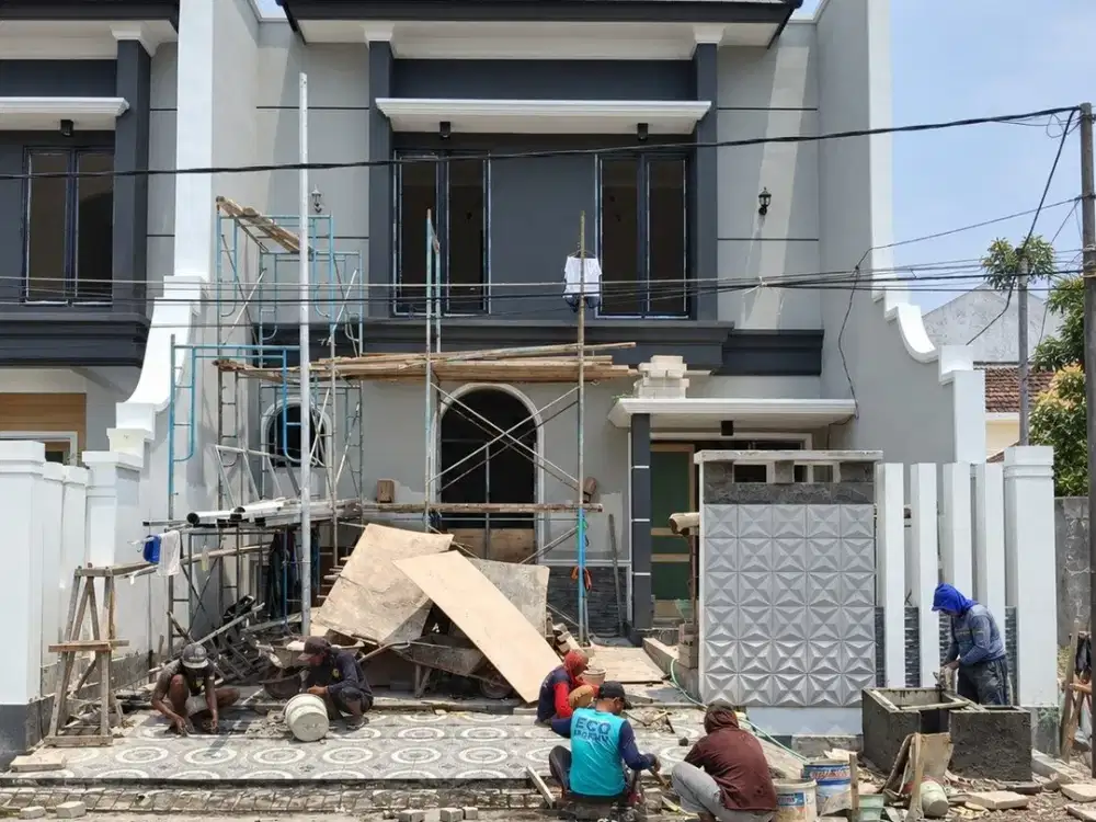 Rumah Manyar Kertoadi New American Style  Row 3 mobil Carport 2  Free Tandon pompa