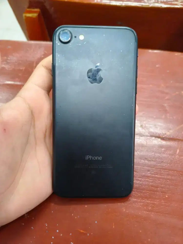Iphone 7 basic 2/128GB