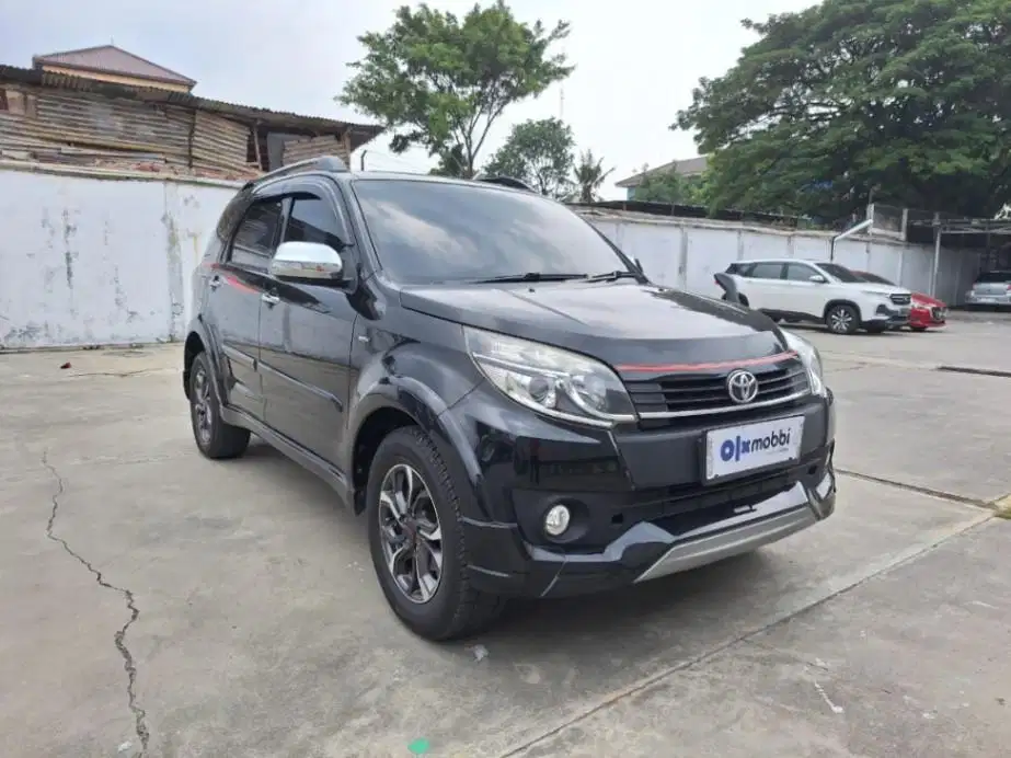DP MURAH Toyota Rush 1.5 TRD Sportivo Ultimo Bensin-AT 2016  CAEND