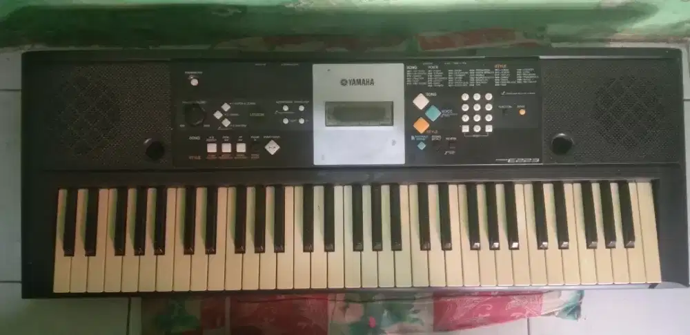 Jual Keyboard Yamaha PSR E223 normal