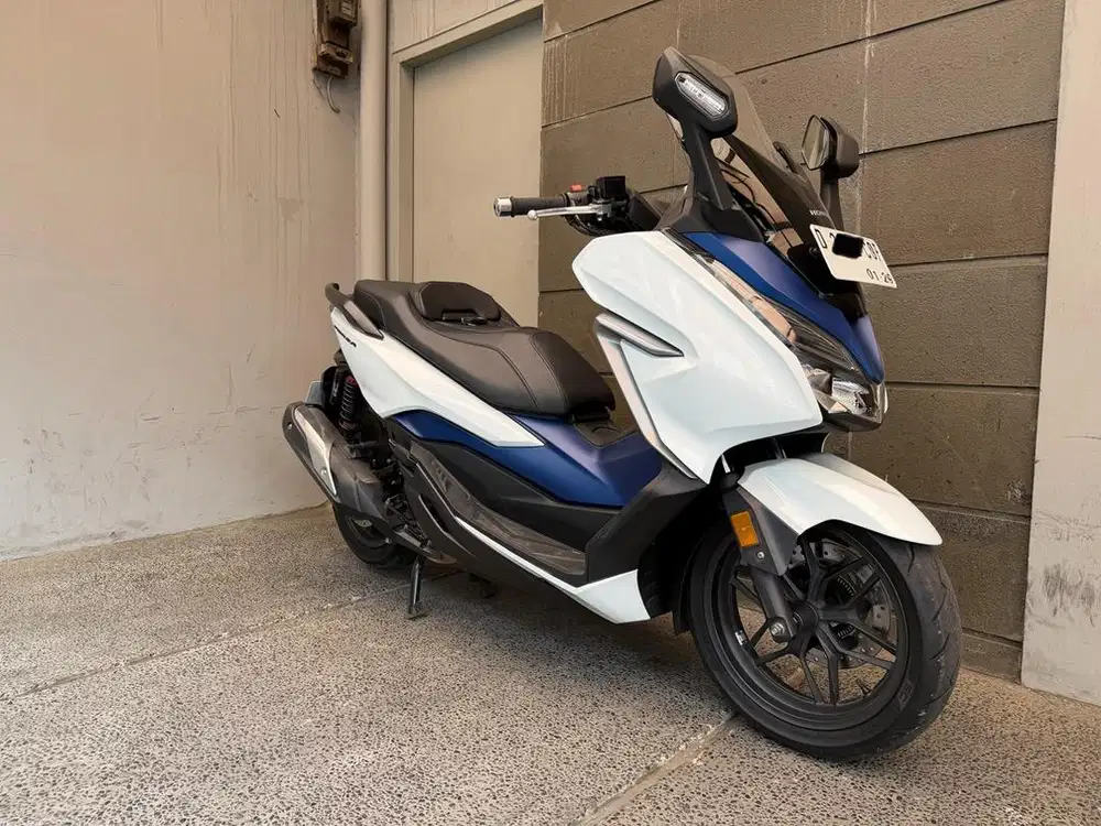 Honda Forza 250