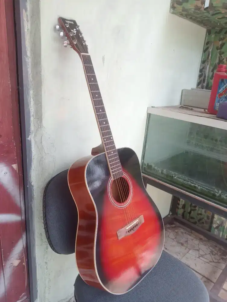 Gitar yamaha f310