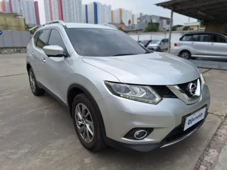 DP MURAH Nissan X-Trail 2.5 Bensin-AT 2015  CWYJB