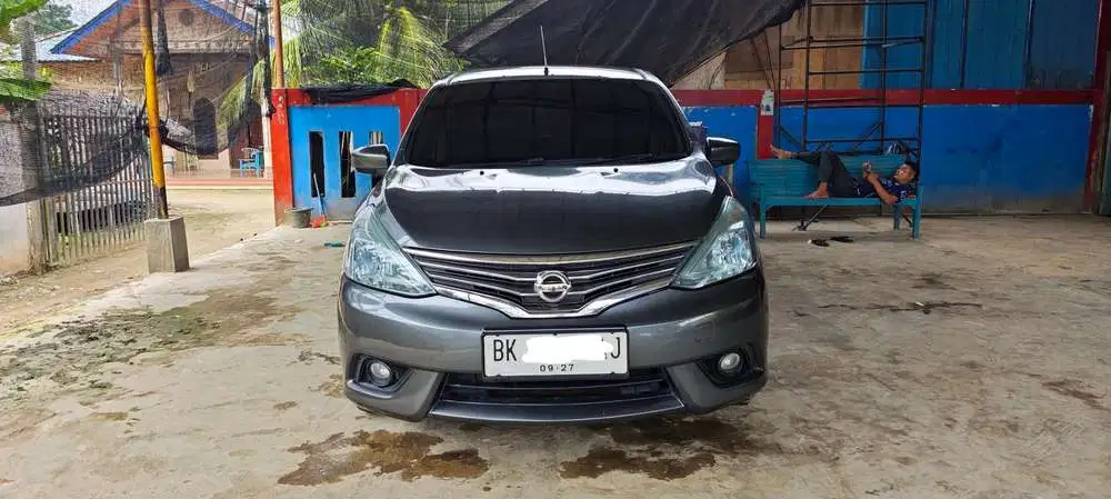 Nissan Grand livina 2014 Bensin