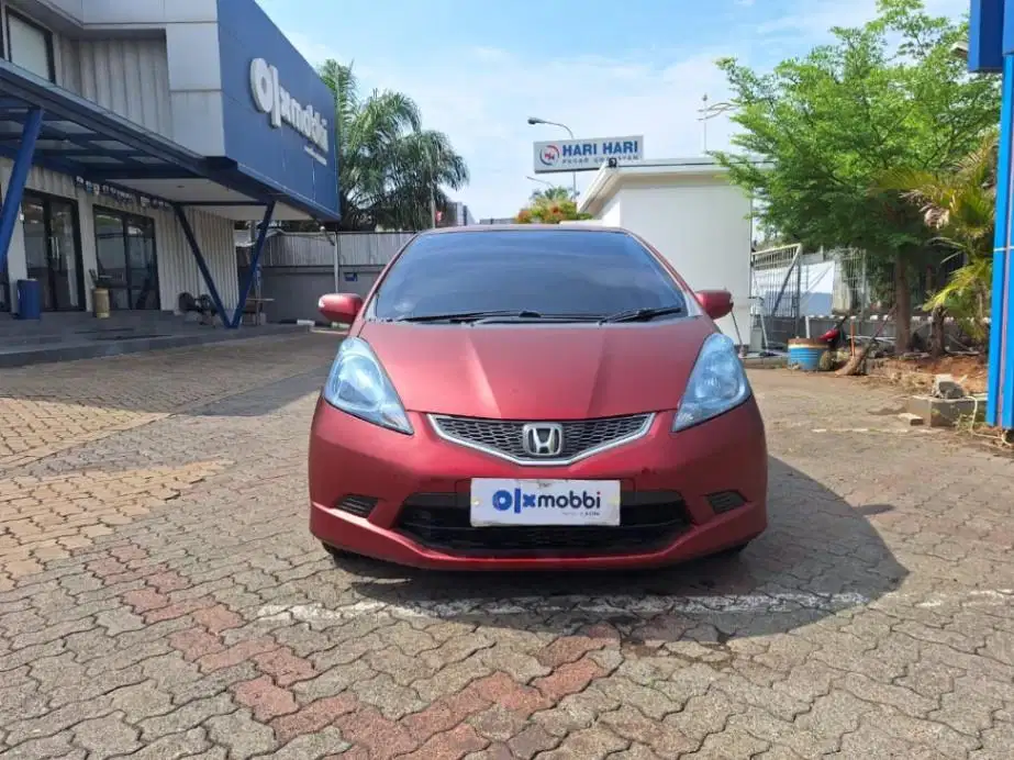 KM Rendah - Honda Jazz 1.5 E Bensin-AT 2011