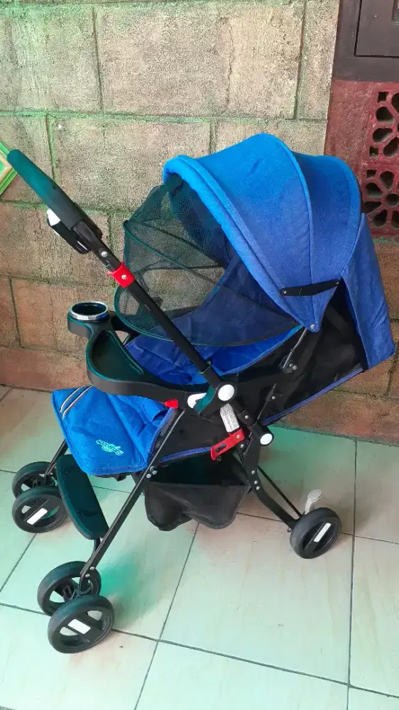 Preloved stroller spacebaby