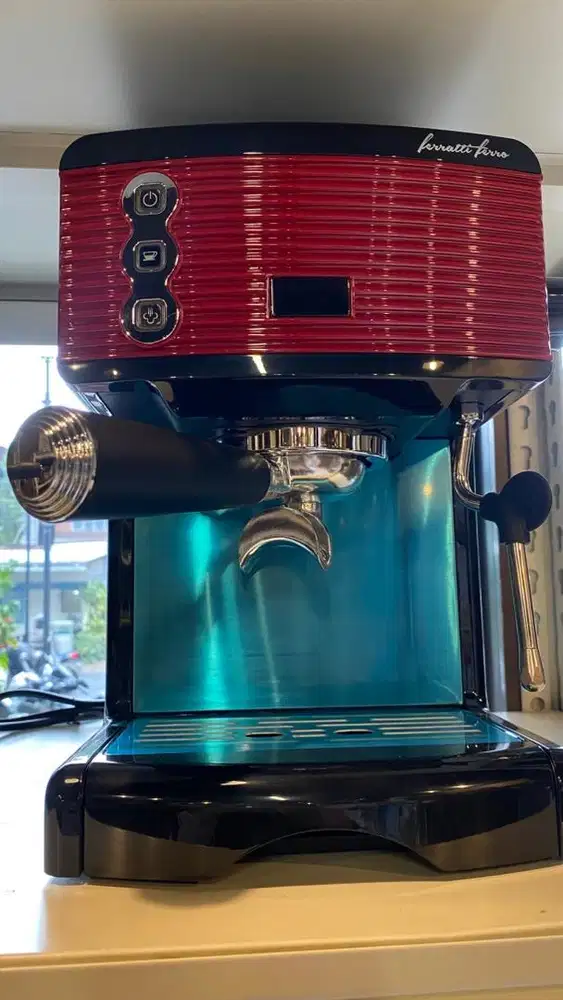 Mesin Espresso Ferratti Ferro FCM 3601